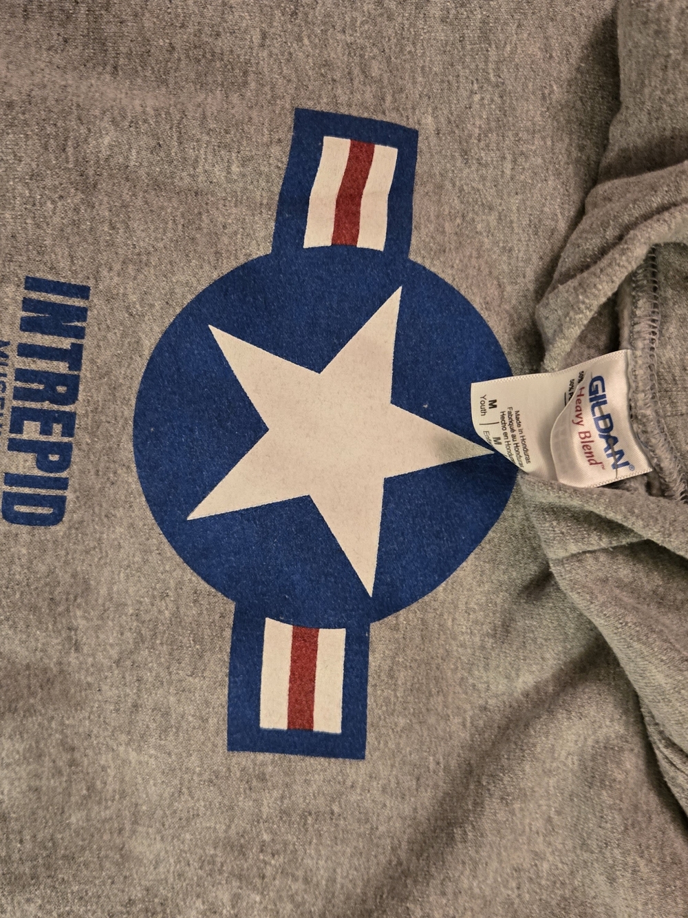 Gildan Kids' Gray Intrepid Star Graphic Tee
